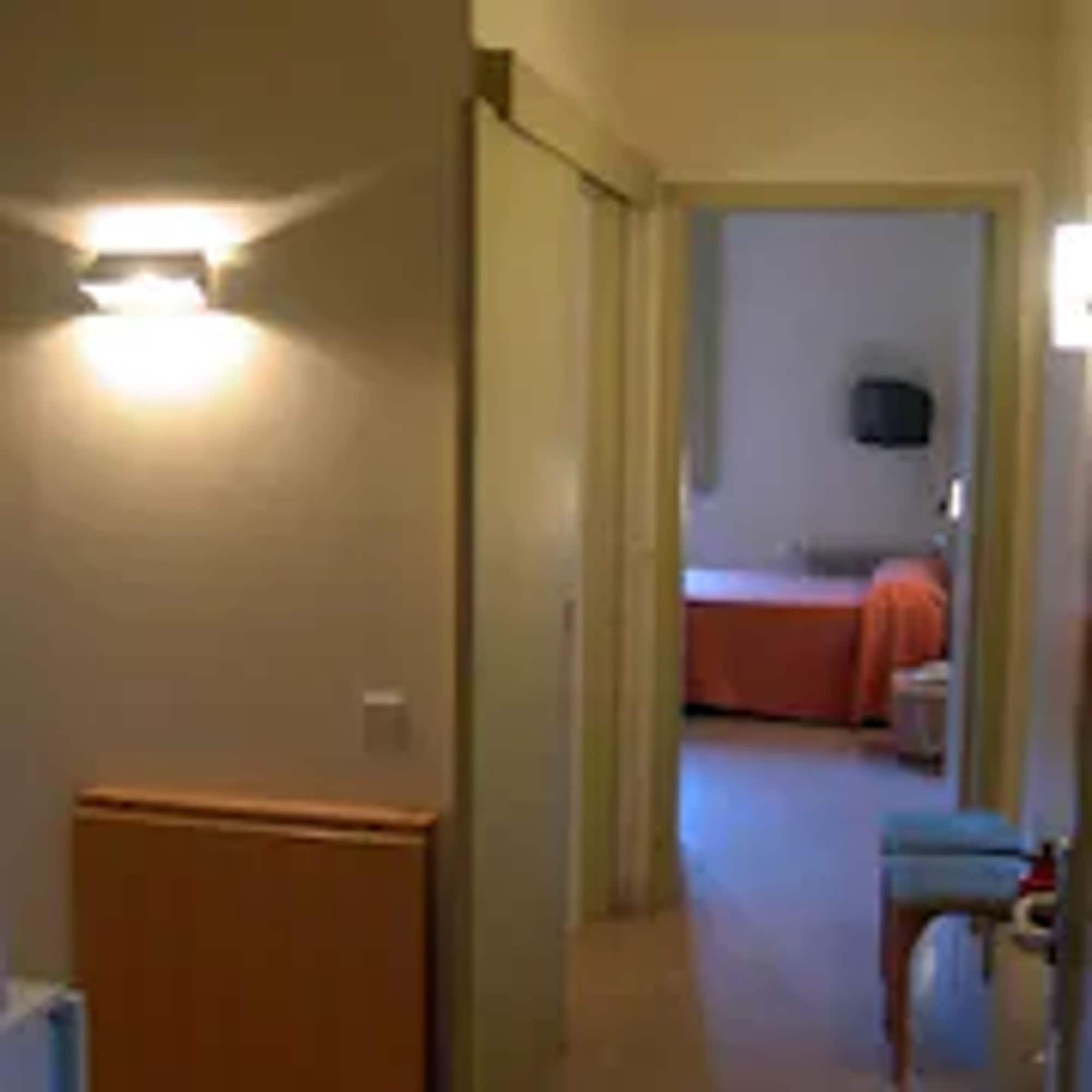 Apartamentos Montserrat Abat Marcet Εξωτερικό φωτογραφία