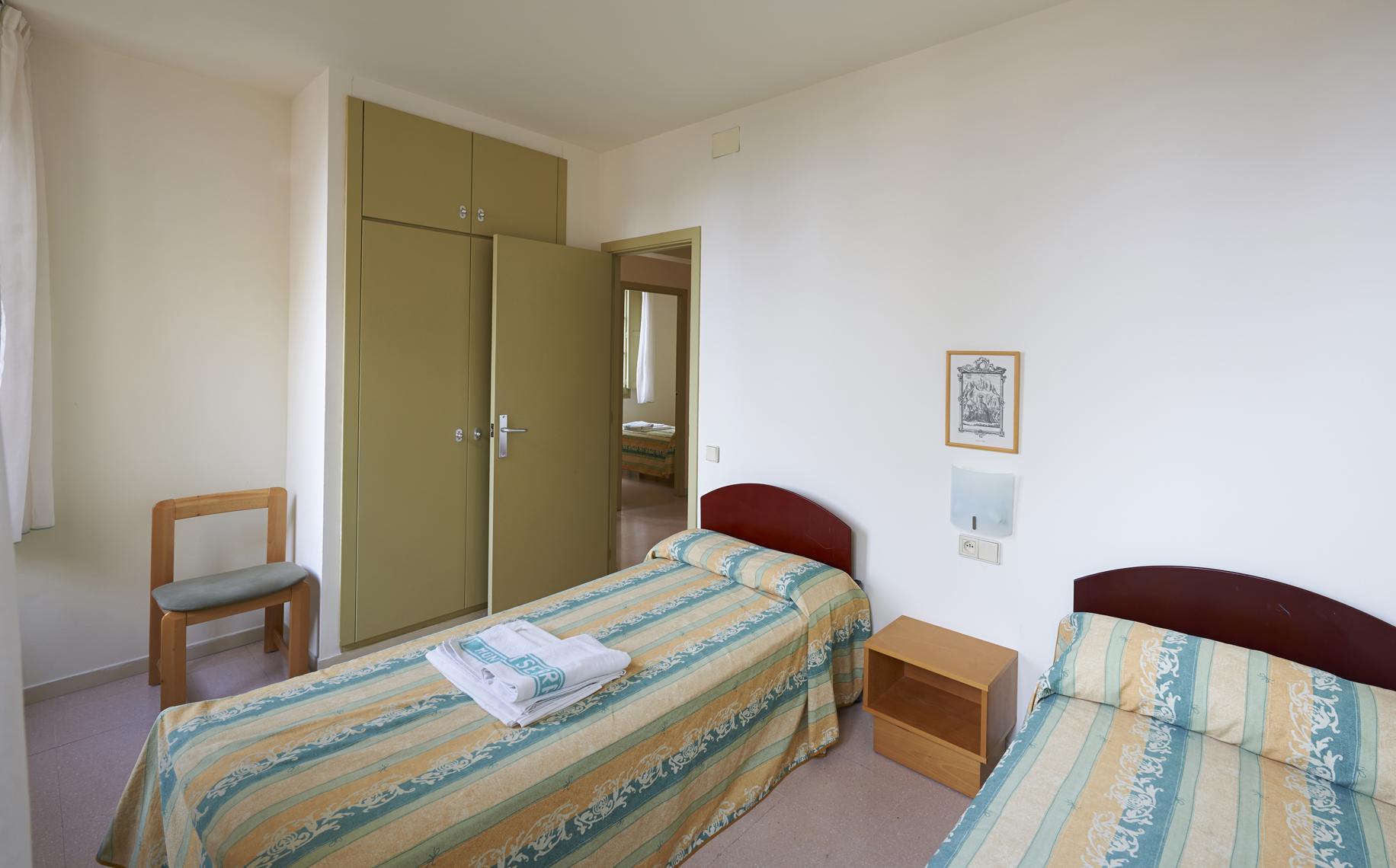 Apartamentos Montserrat Abat Marcet Εξωτερικό φωτογραφία